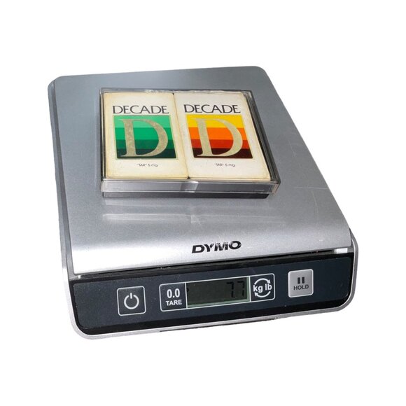 Vintage Decade Double Deck Of Playing Cards With Plastic Case - Picture 9 of 9